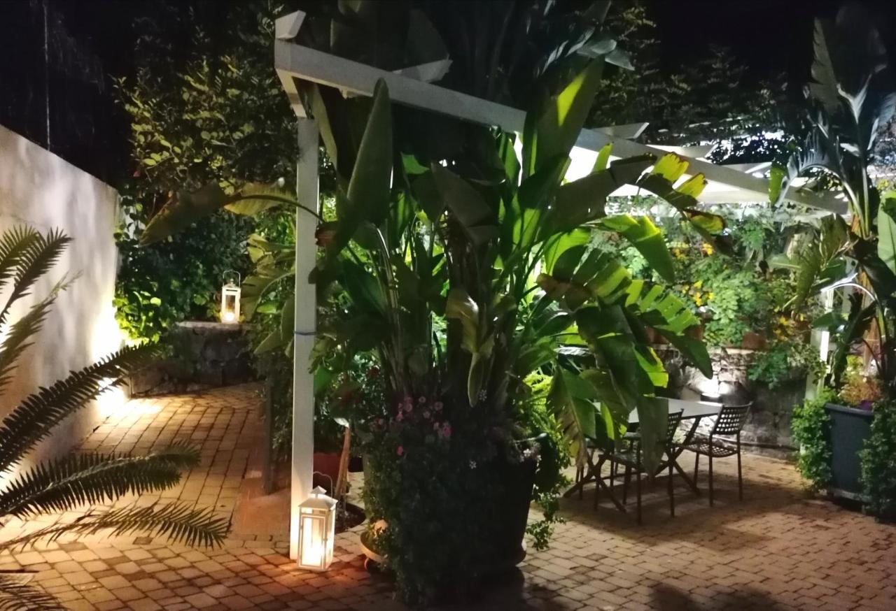 La Foresteria Garden Boutique B&B Catania Exterior foto